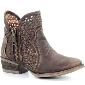 Circle G Brown Distressed Cutout Shortie Boots 9.5 Ankle Western Boho Coachella